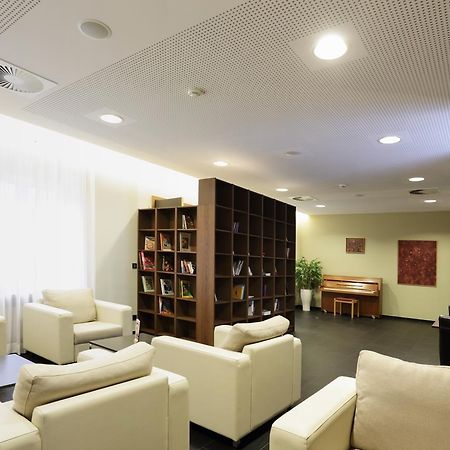 Hotel-Résidence Am Klouschter Mondorf-les-Bains Extérieur photo